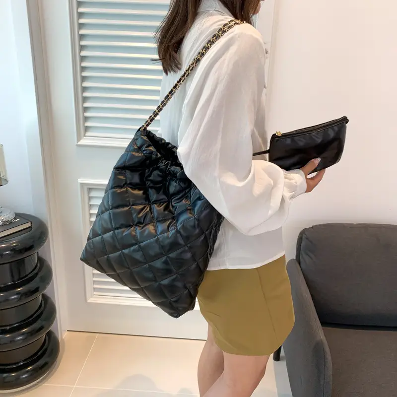 Lingge Large Capacity Korean Women's Tote Bag - Image 7
