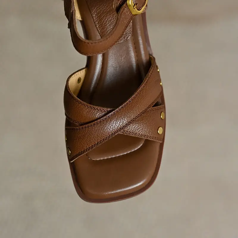 French Mid-Heel Open-Toe Sandals Women's Summer Empty Cross-Strap Commuter Thick-Heel Shoes — feature 10