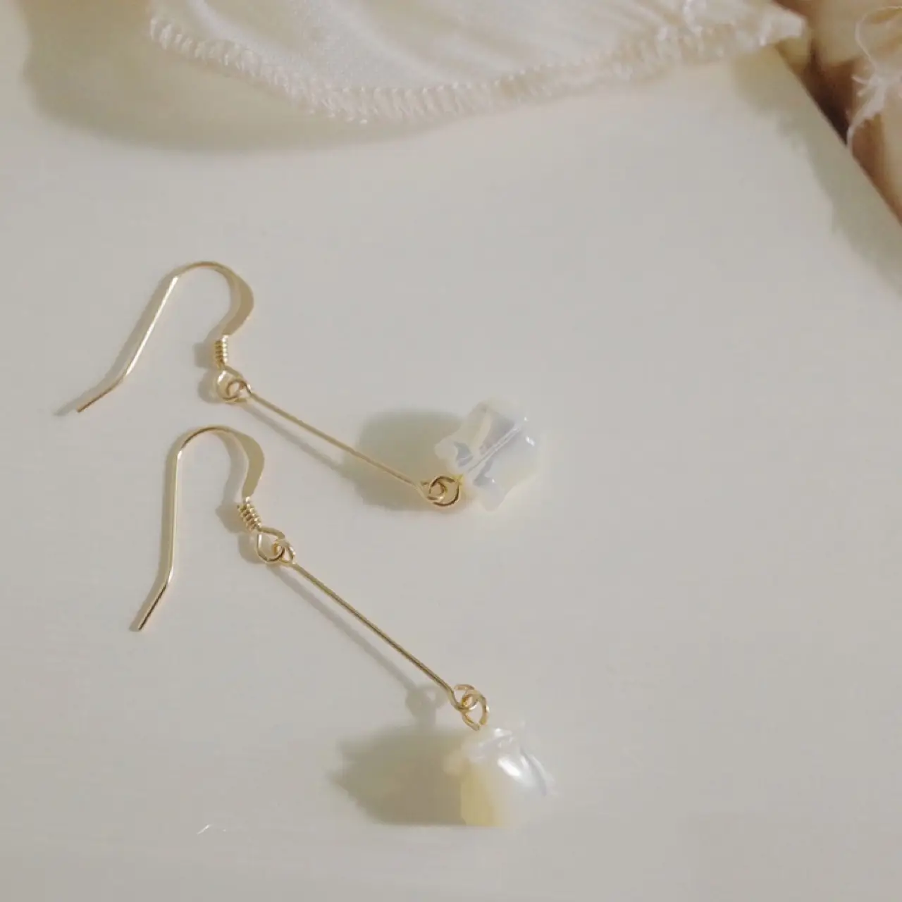 White Rose Retro Earrings with Ear Hook & Gold Plated - Image 4