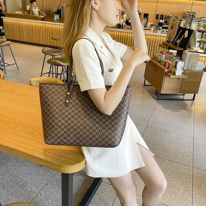 2024 New Fashion Women's Large Capacity Tote Bag