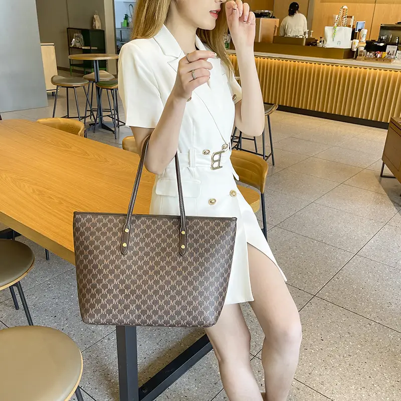 2024 New Fashion Women's Large Capacity Tote Bag