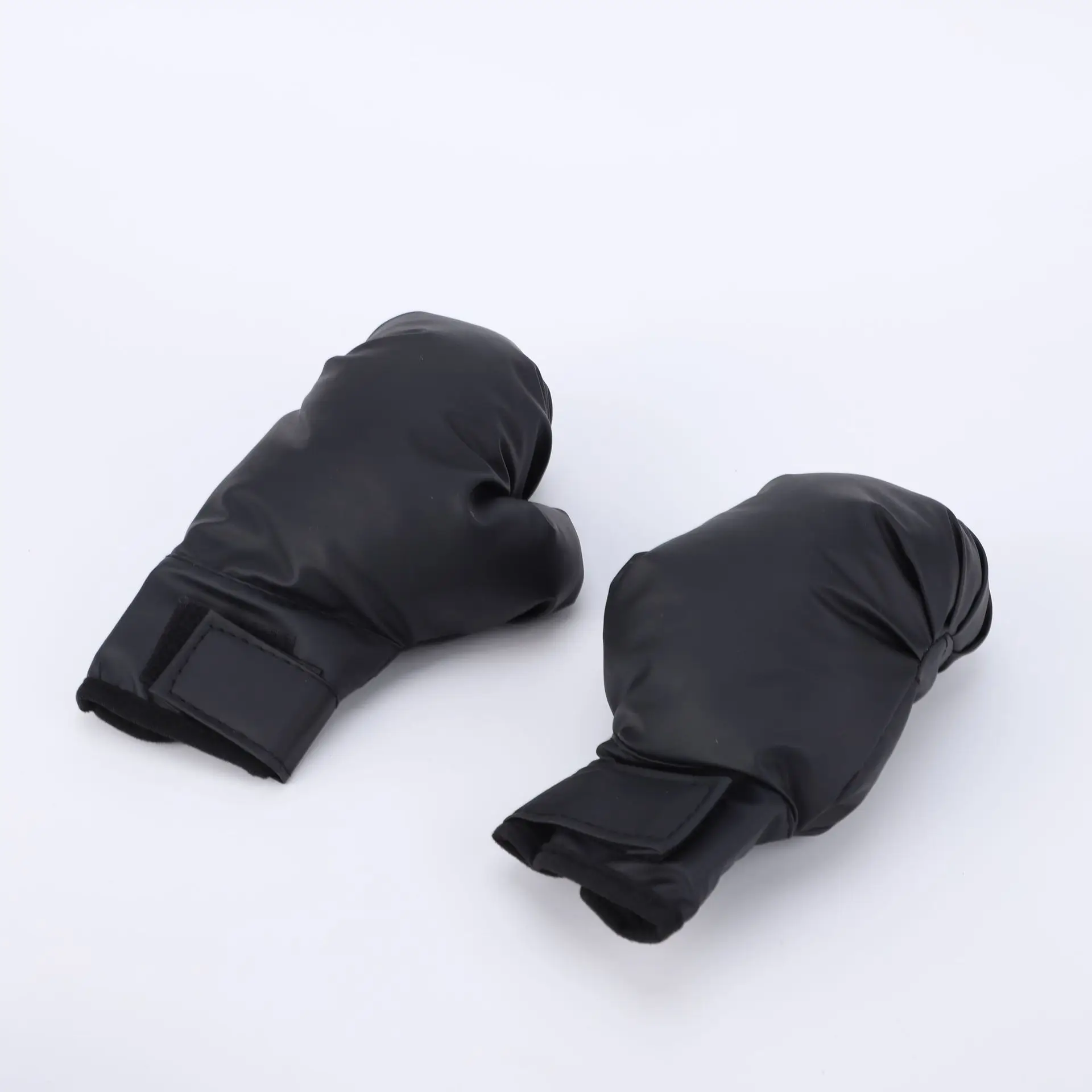 Red Combat Boxing Gloves for Training and Fighting — feature 4