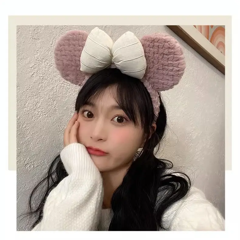 Women's Plush Bow Hair Band Autumn Winter Cute Cartoon Face Wash — feature 5