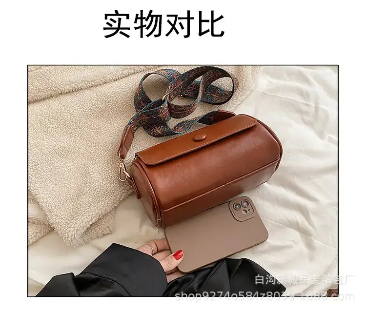 Women's Retro Shoulder Crossbody Bag Brown Leather 2023 — feature 3