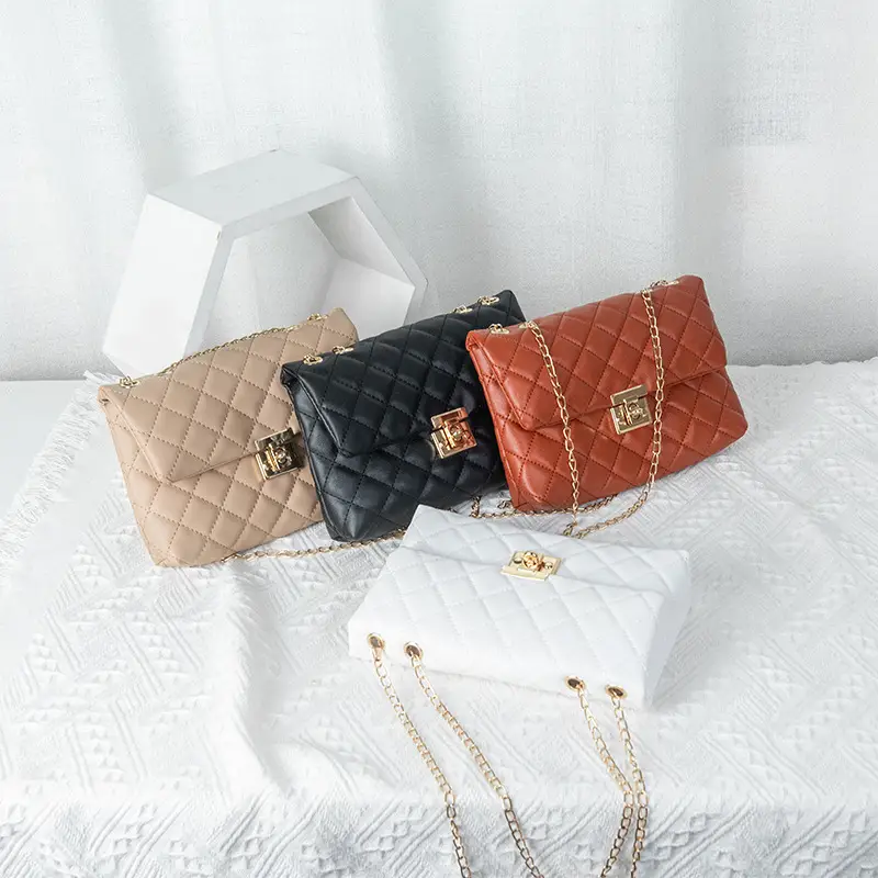 2023 New Women's Embroidered Chain Shoulder Bag - Image 5