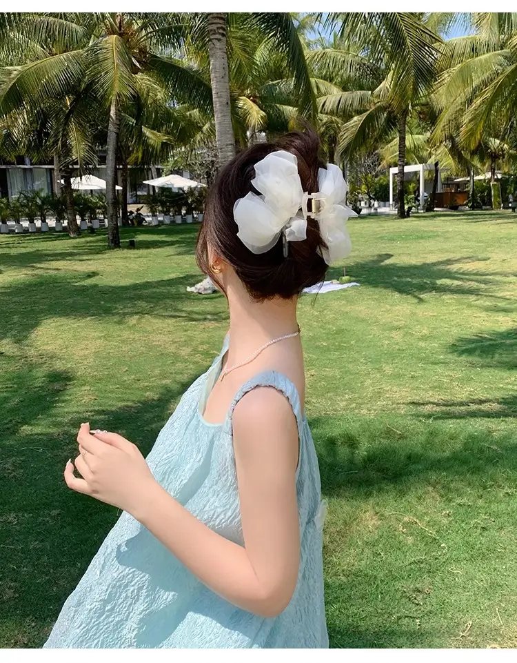 Pink Mesh Hair Clip with Large Bow Design — feature 18