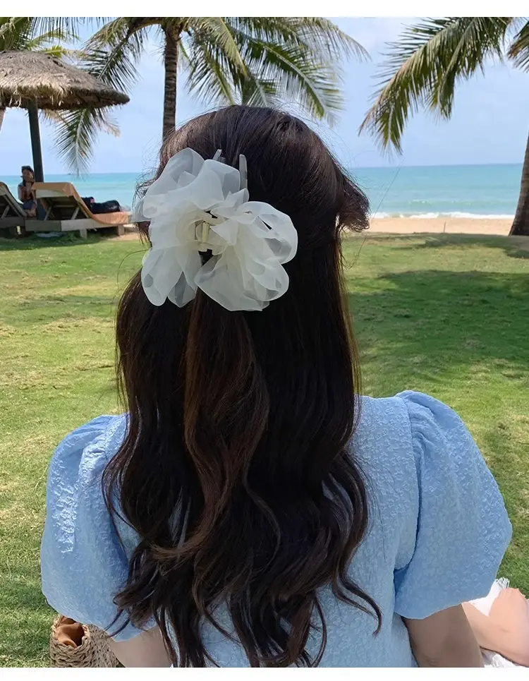 Pink Mesh Hair Clip with Large Bow Design — feature 22