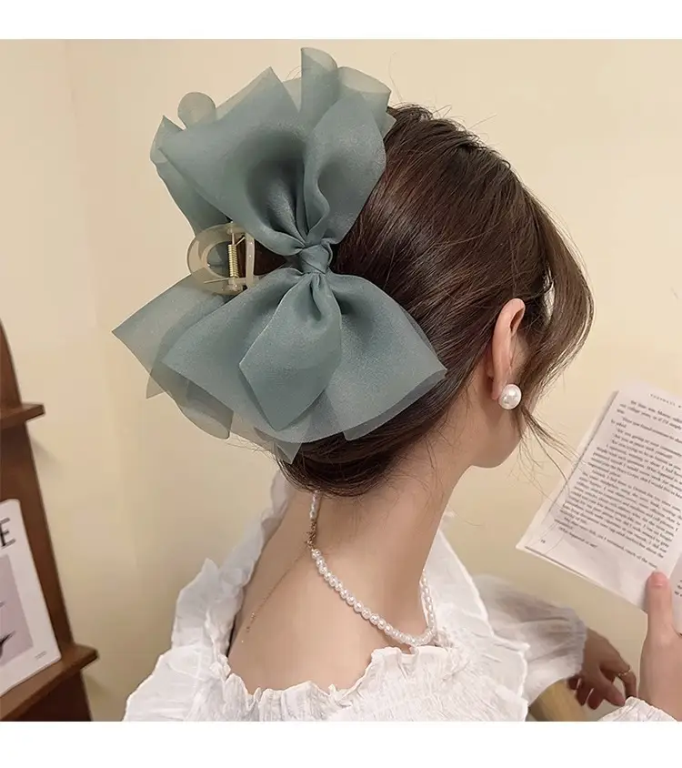 Pink Mesh Hair Clip with Large Bow Design — feature 5