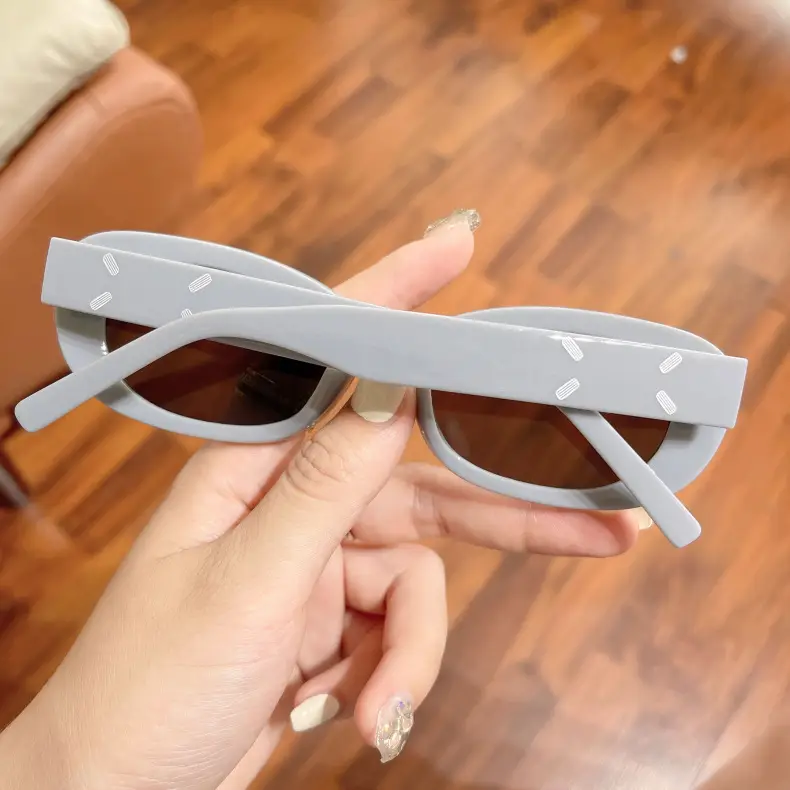 Women White Matte Sunglasses 2023 New Style β feature 20