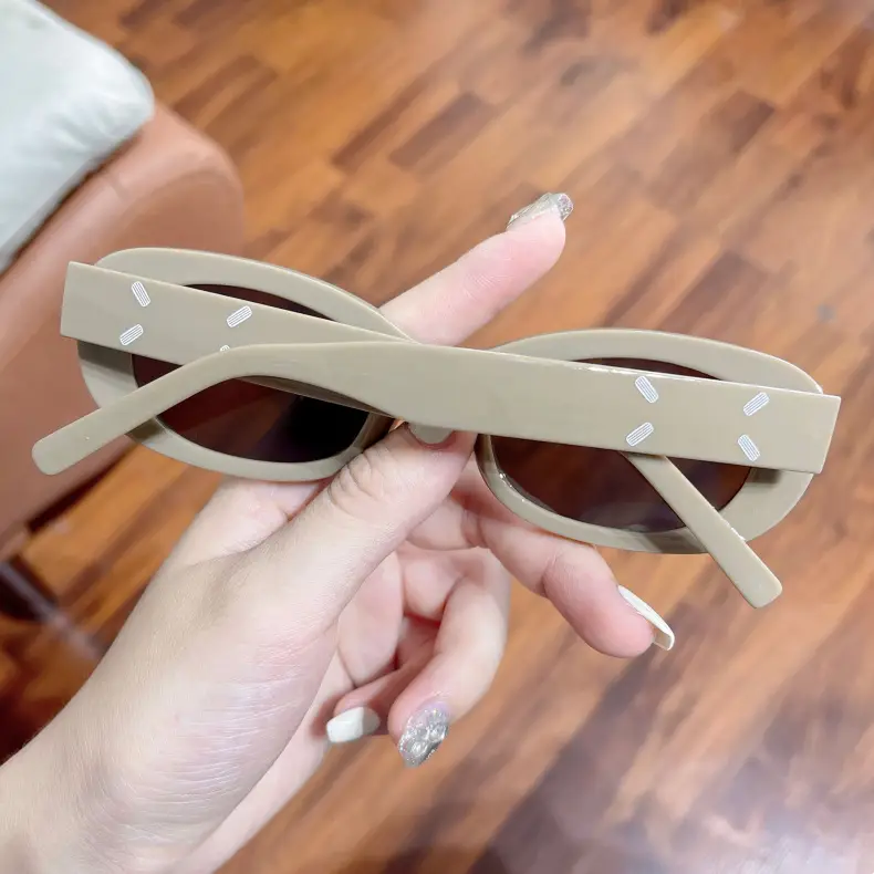 Women White Matte Sunglasses 2023 New Style β feature 22