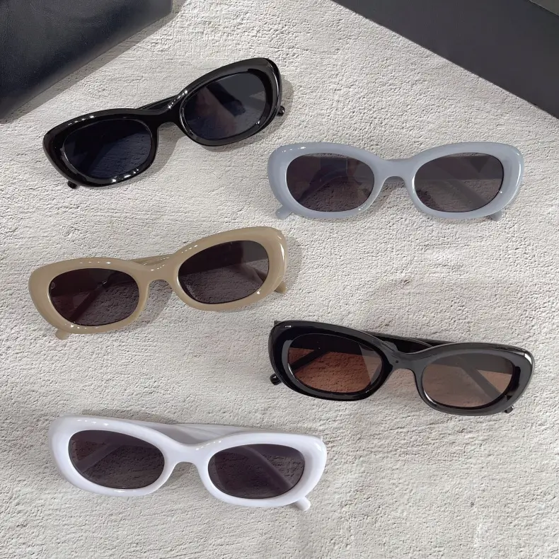 Women White Matte Sunglasses 2023 New Style β feature 3