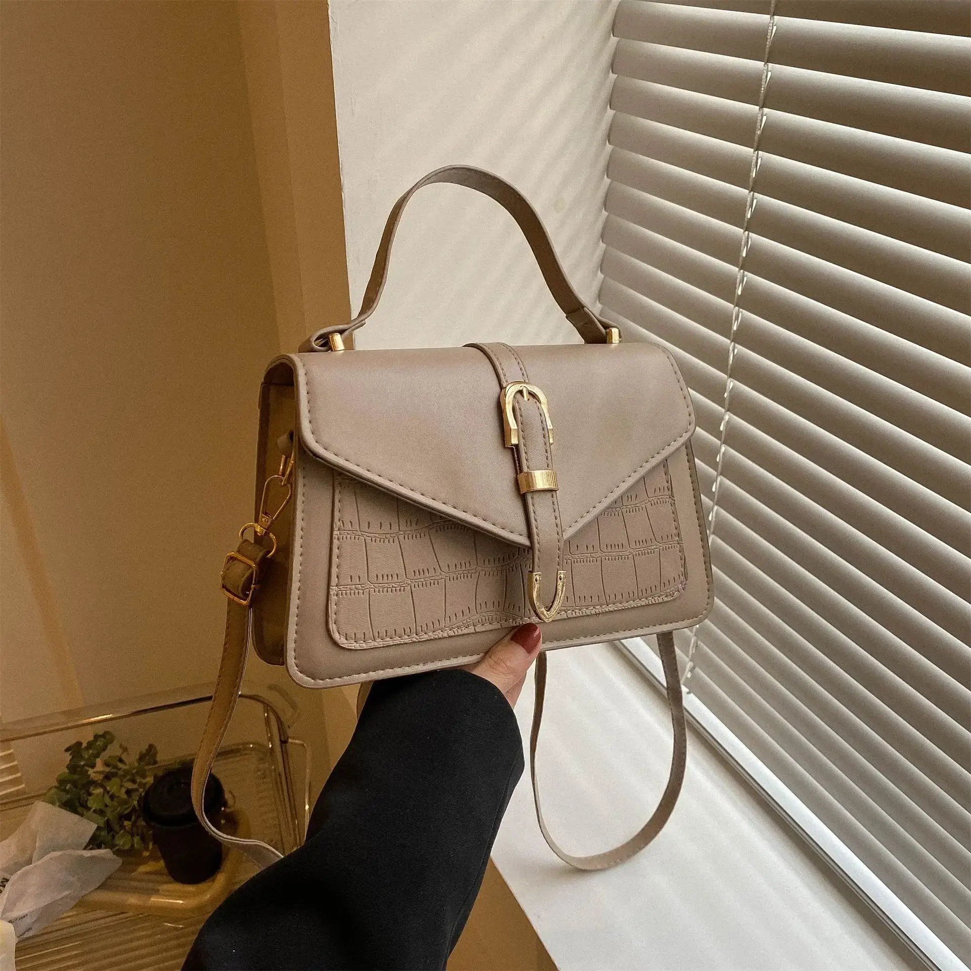 Green Stone Pattern Single Shoulder Crossbody Bag for Women - Image 7