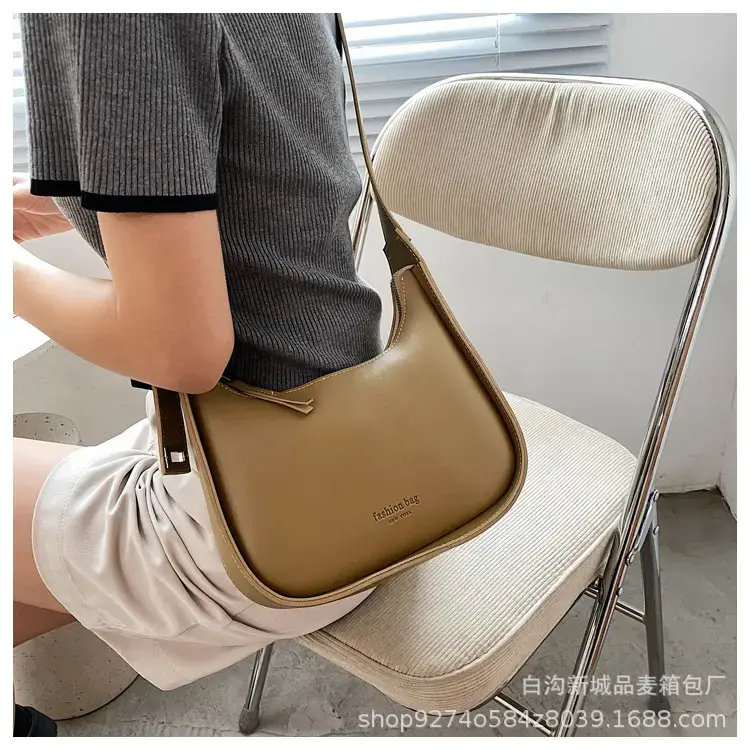 Women's Niche Western Shoulder Bag Tan 2023 — feature 12