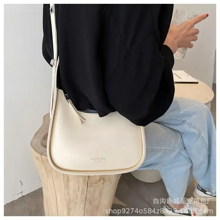 Women's Niche Western Shoulder Bag Tan 2023 — feature 9