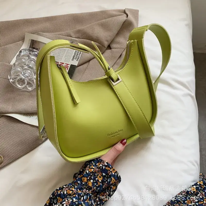 Women's Niche Western Shoulder Bag Tan 2023