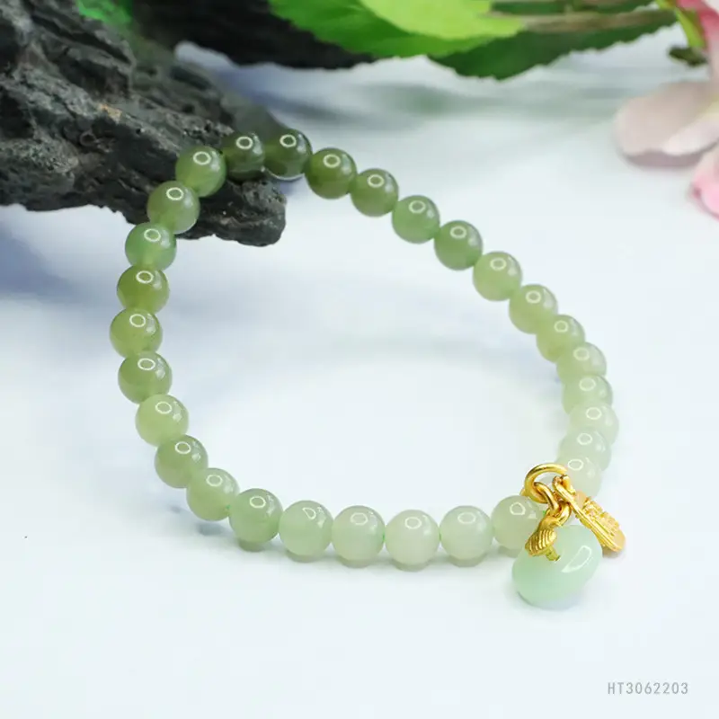 Guan Yu Jade Bracelet Clear Gradient Women Fortune Buckle — feature 10