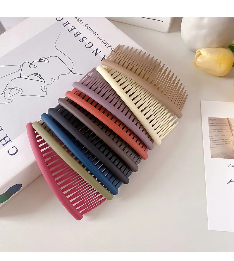 Matte Fringe Comb for Women Large Non-Slip Design — feature 31