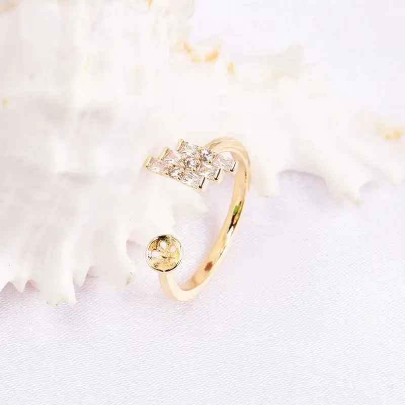 Copper Pearl Ring with Crystal T-Squares - Image 3
