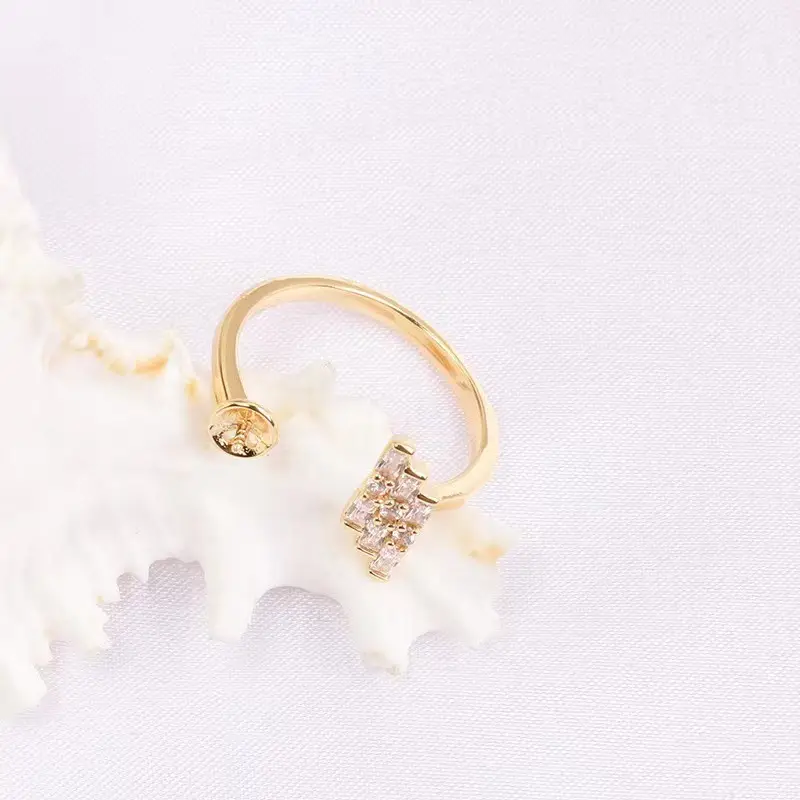 Copper Pearl Ring with Crystal T-Squares - Image 4