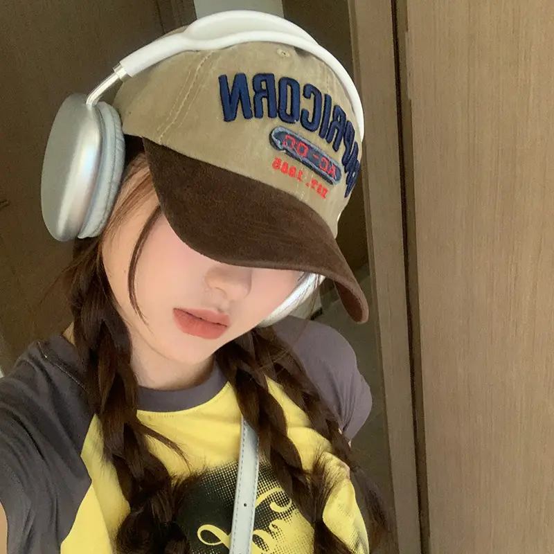 Red Velvet Baseball Cap for Women Summer Wear - Image 6