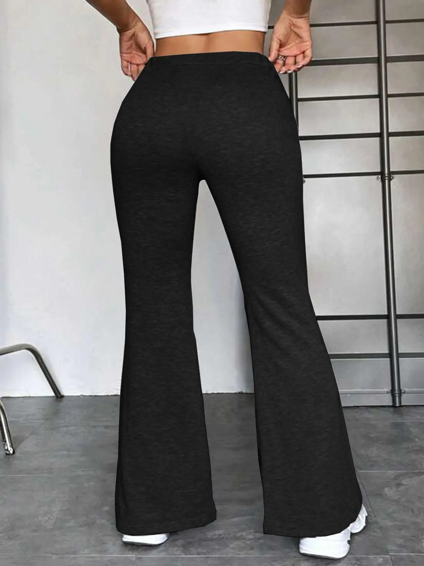 Black Bell Waist Women's Yoga Pants for Outdoor Wear - Image 7