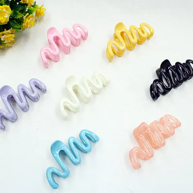 Cream Color Wave Grip Hair Clips 2023 - Image 13