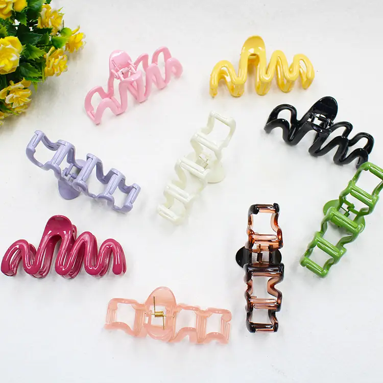 Cream Color Wave Grip Hair Clips 2023 — feature 5