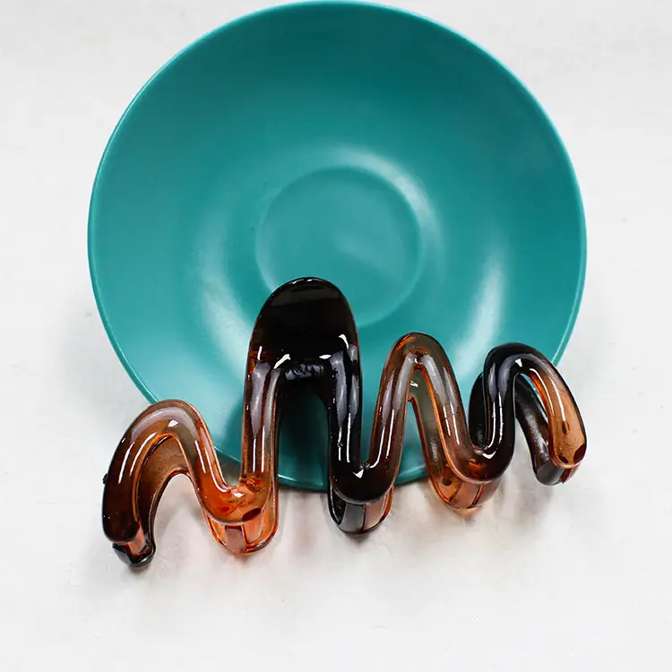Cream Color Wave Grip Hair Clips 2023 - Image 10
