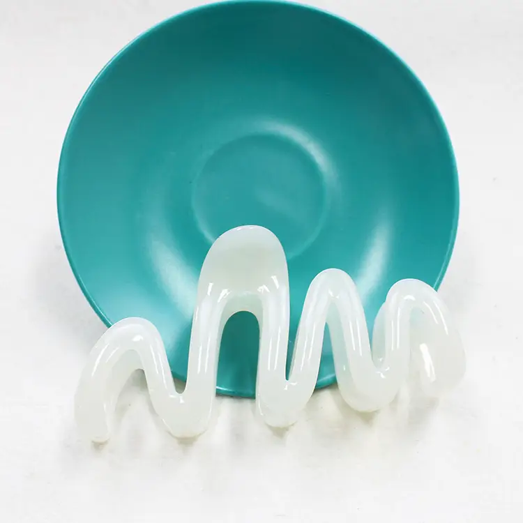 Cream Color Wave Grip Hair Clips 2023 - Image 5