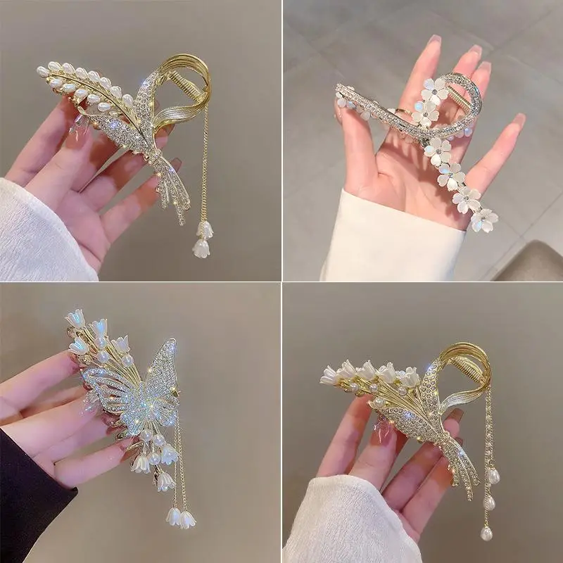 Chinese Style Pearl Rhinestone Fairy Grip Ring - Image 33