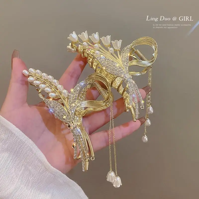 Chinese Style Pearl Rhinestone Fairy Grip Ring - Image 34