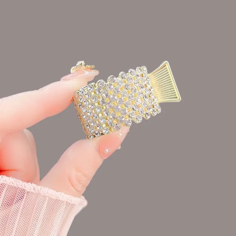 Chinese Style Pearl Rhinestone Fairy Grip Ring - Image 25