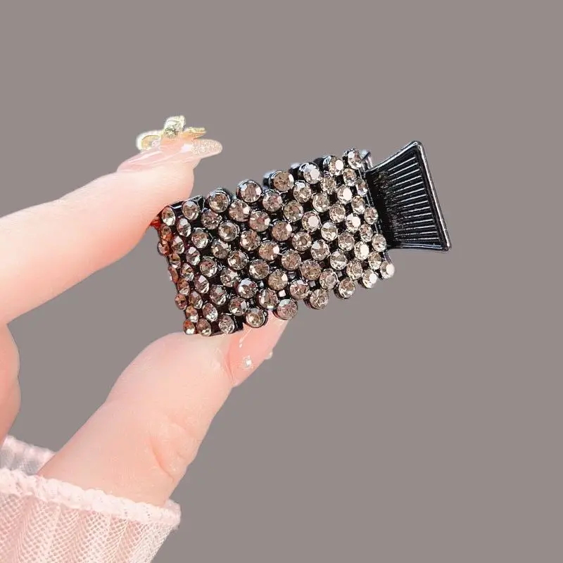 Chinese Style Pearl Rhinestone Fairy Grip Ring - Image 26