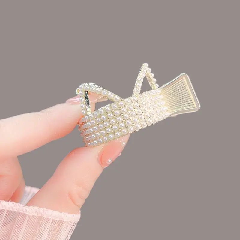 Chinese Style Pearl Rhinestone Fairy Grip Ring - Image 30