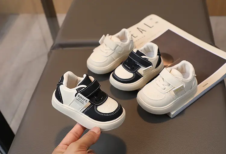 Baby Shoes Black White Soft Bottom Toddler Casual Board Shoes — feature 1