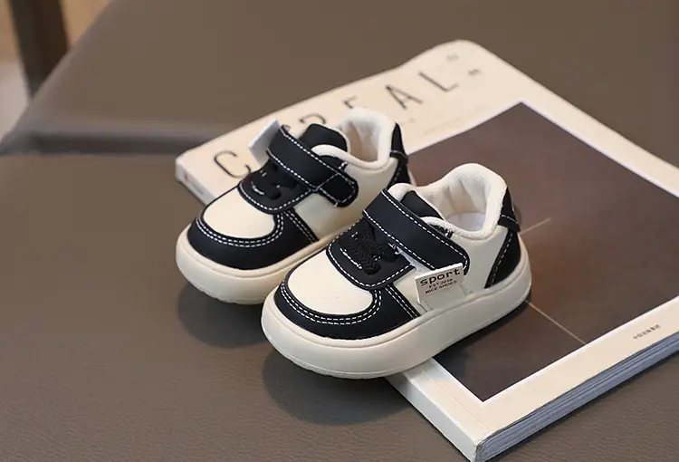 Baby Shoes Black White Soft Bottom Toddler Casual Board Shoes — feature 2