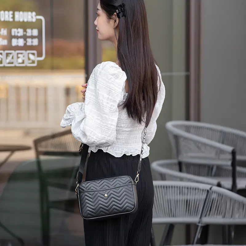 Women's Korean Style Crossbody Bag with Cosmetics & Pouch — feature 11
