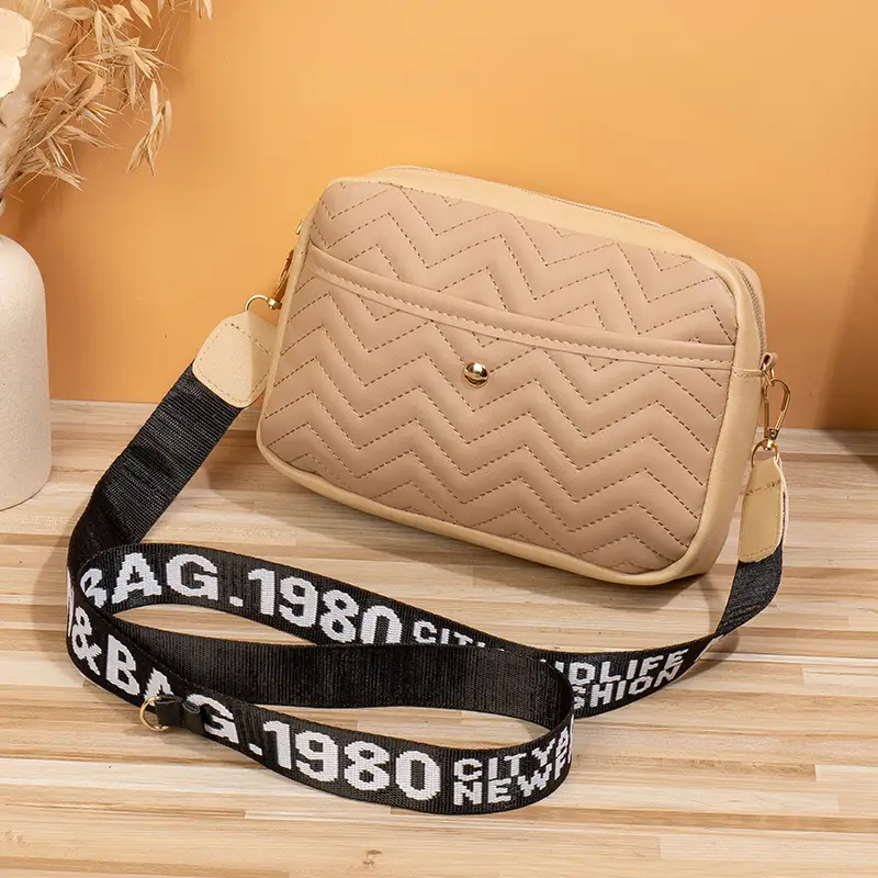 Women's Korean Style Crossbody Bag with Cosmetics & Pouch — feature 30