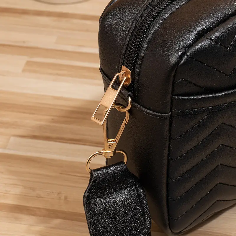 Women's Korean Style Crossbody Bag with Cosmetics & Pouch — feature 35