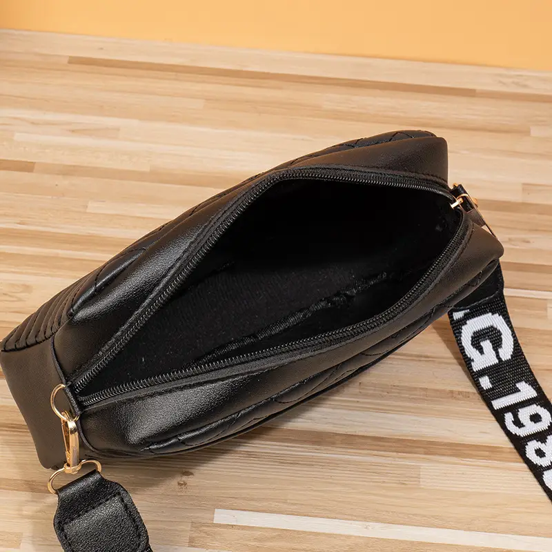 Women's Korean Style Crossbody Bag with Cosmetics & Pouch — feature 37