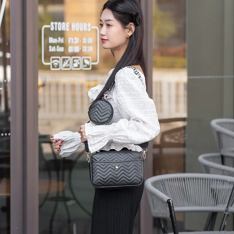 Women's Korean Style Crossbody Bag with Cosmetics & Pouch — feature 4