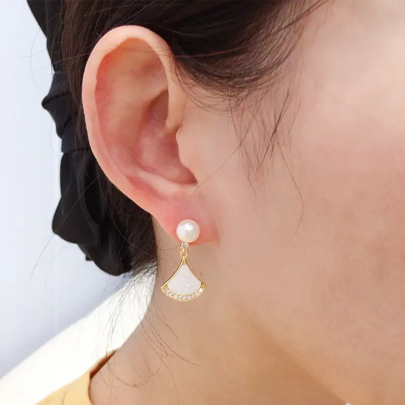 Natural Pearl Earrings for Women 18K Gold Light - Image 5