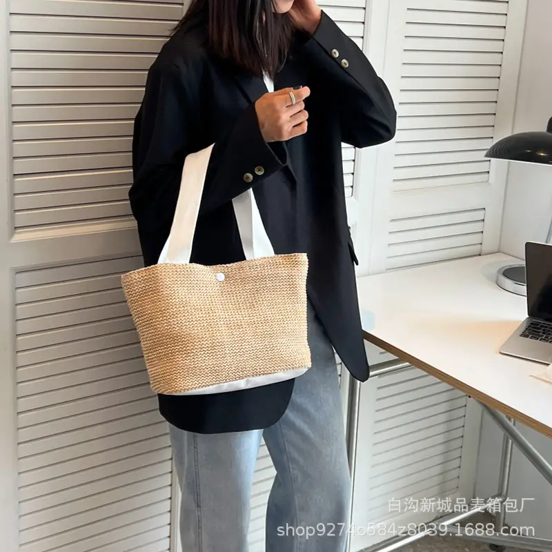 Summer Straw Beach Bag Large Capacity Women's Tote - Image 3