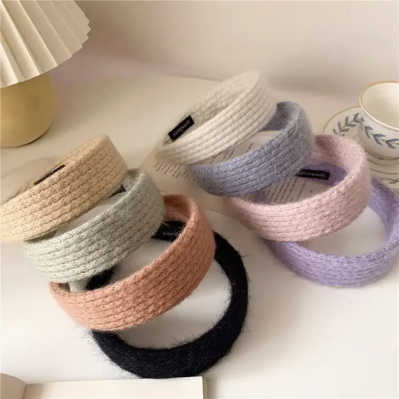 Pink Wool Hairband for Women with Soft Texture — feature 12