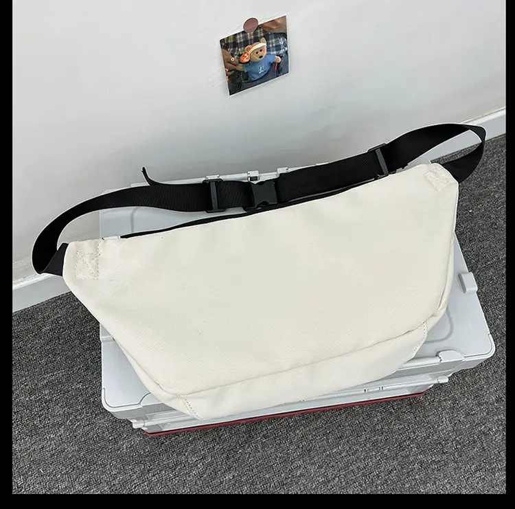 Men's Trendy Japanese Style Crossbody Bag Large Capacity — feature 35