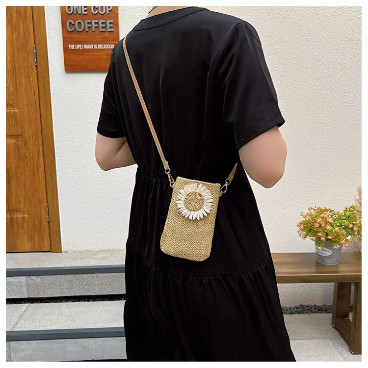 Women's Woven Shoulder Crossbody Bag Mobile Phone Bag — feature 9