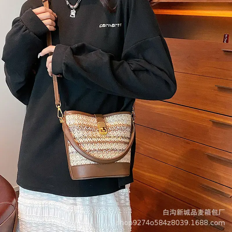 Women's Ethnic Straw Bag Brown Leather Handle 2023 - Image 5