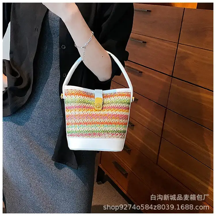 Women's Ethnic Straw Bag Brown Leather Handle 2023 — feature 17