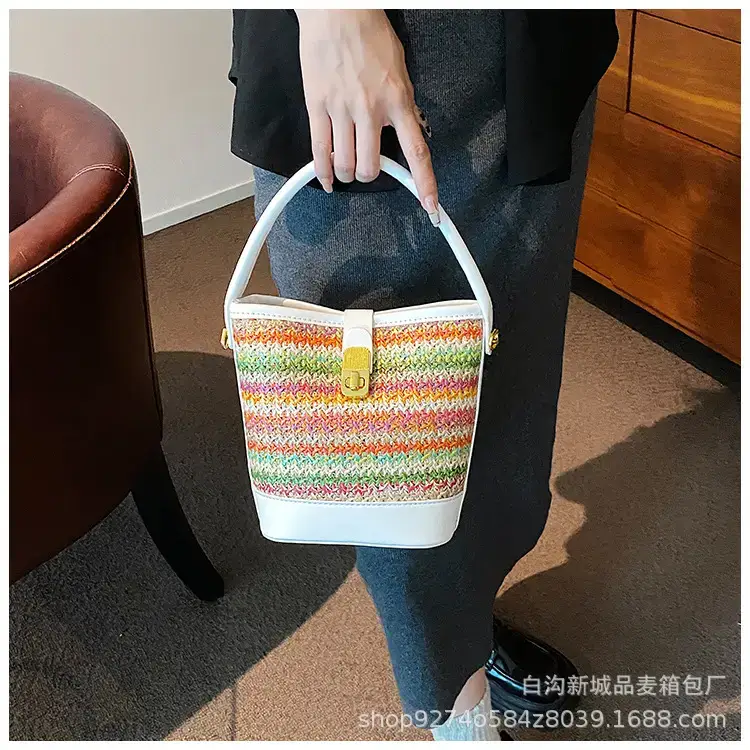 Women's Ethnic Straw Bag Brown Leather Handle 2023 — feature 18
