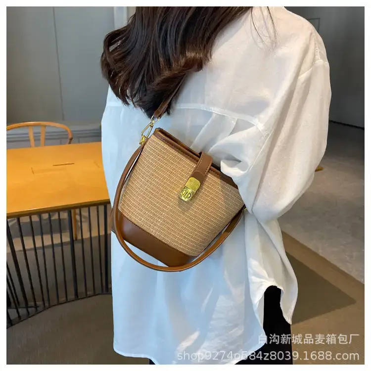 Women's Straw Bag with Brown Leather Handle 2023 — feature 14